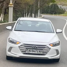 Hyundai Elantra 2018