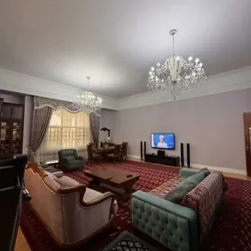 Şaýoly elitka Ruhnama 4 комн