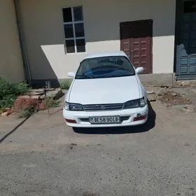 Toyota Corona 1995