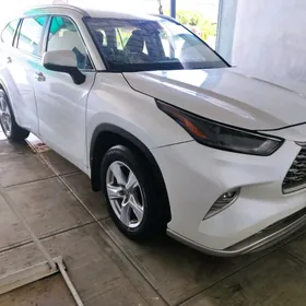 Toyota Highlander 2024