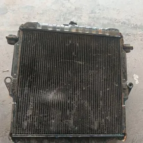 Toýota radiator