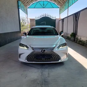 Lexus ES 350 2021