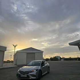 Toyota Camry 2022