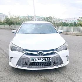 Toyota Camry 2017
