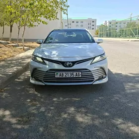Toyota Camry 2023
