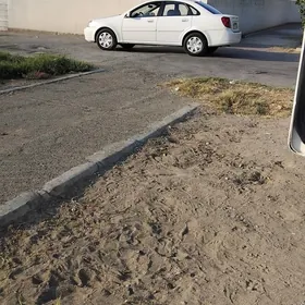 Chevrolet Lacetti 2003