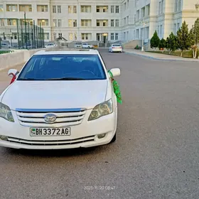Toyota Avalon 2005