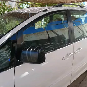 Toyota Previa 2000
