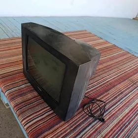 Telewizor SAMSUNG.