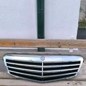 Mercedes Benz E350 ablsofka