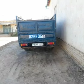 Kia Frontier 2001