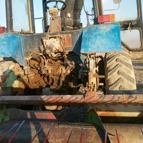 MTZ 80 2011
