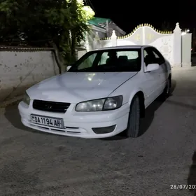 Toyota Camry 2001