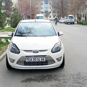Ford Figo 2012