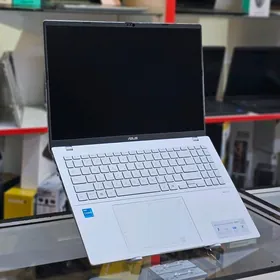 ASUS i5(13)/16RAM/1TB