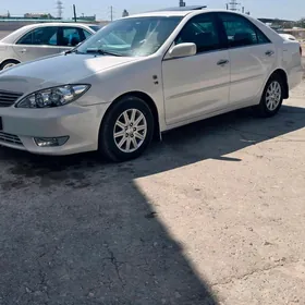 Toyota Camry 2005