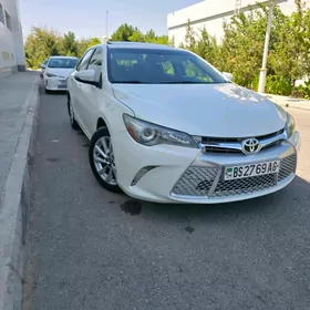 Toyota Camry 2017