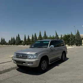 Toyota Land Cruiser 2000