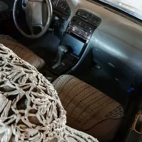 Nissan Cefiro 1995