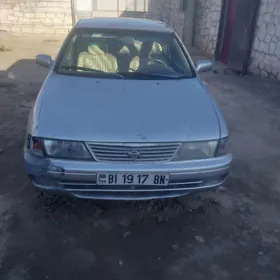 Nissan Sunny 1995
