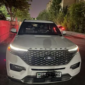 Ford Explorer 2021