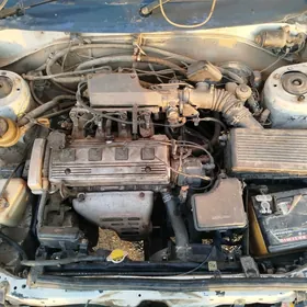 Toyota Corona 1985