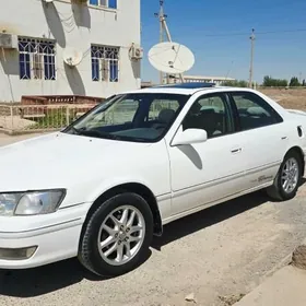Toyota Camry 1999