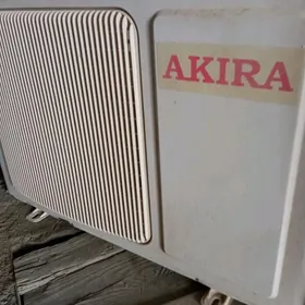 Акира