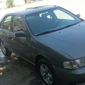 Nissan Sunny 2000