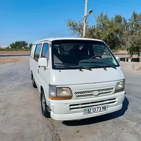 Toyota Hiace 1996