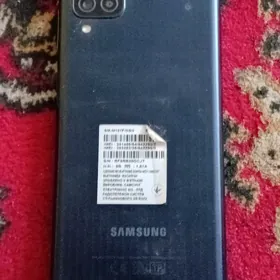 telefon M12