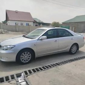 Toyota Camry 2005
