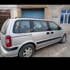 Opel Sintra 1999