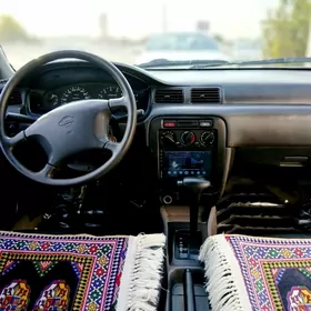 Nissan Sunny 1996