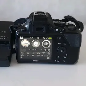 Nikon d3500