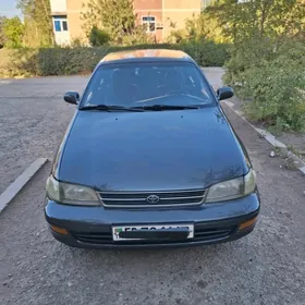 Toyota Corona 1995