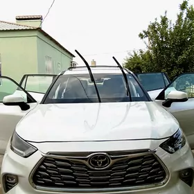 Toyota Highlander 2022