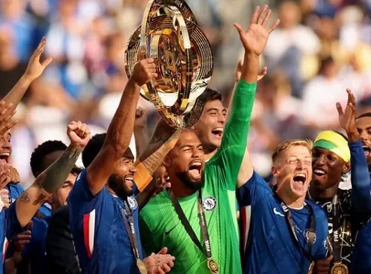 FIFA Klublaýyn dünýä çempionatyny 48 kluby gatnaşdyryp, her iki ýyldan geçirmek mümkinçiligini öwrenýär