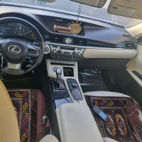 Lexus ES 350 2018