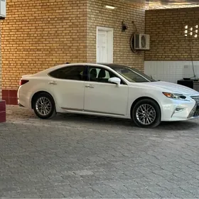 Lexus ES 350 2016