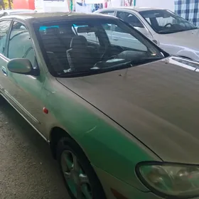 Nissan Maxima 2001