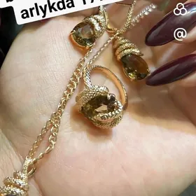 gyzyl Alyas gymat bahadan