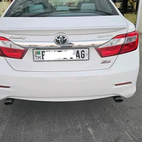 bagas fara bamper Toyota camry