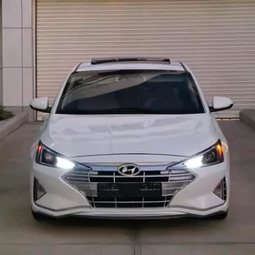 Hyundai Elantra 2020