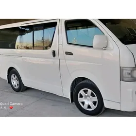 Toyota Hiace 2009