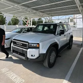 Toyota Land Cruiser Prado 2025