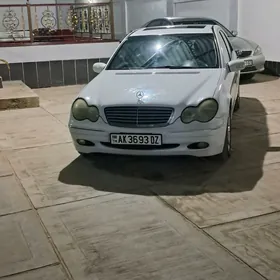 Mercedes-Benz C280 2001