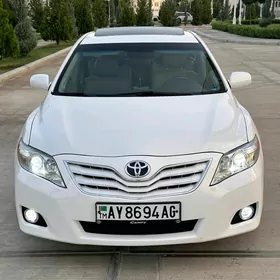 Toyota Camry 2011