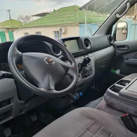 Nissan Urvan 2021