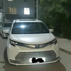 Toyota Sienna 2021